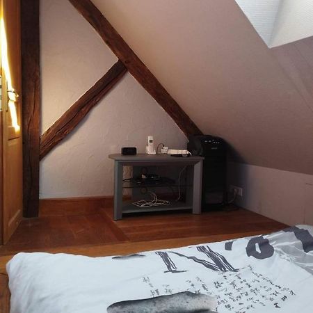 Charmante Petite Maison De Bourg Lägenhet Autry-le-Chatel Exteriör bild